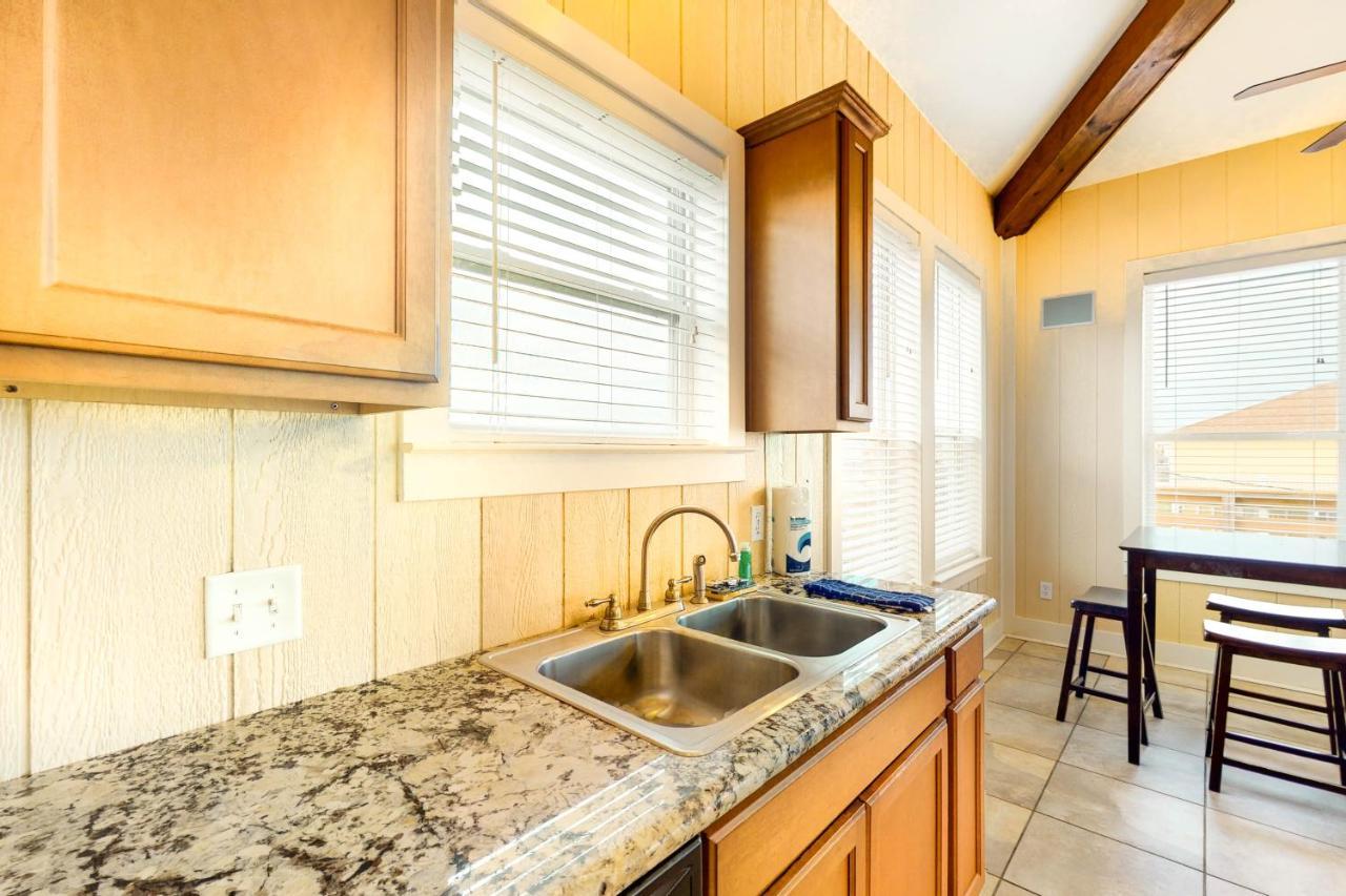 Coastal Cabana Crystal Beach Exterior photo