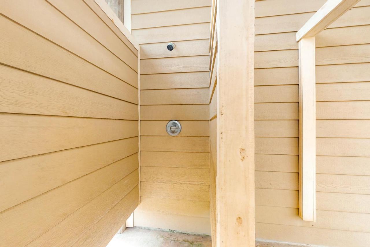 Coastal Cabana Crystal Beach Exterior photo